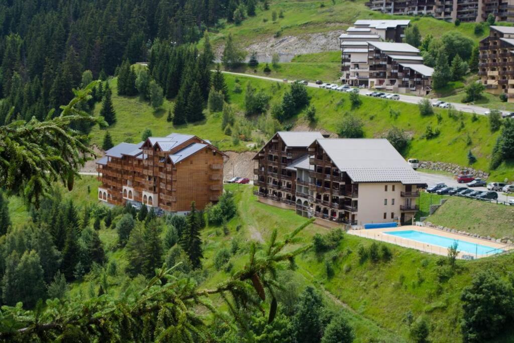 Appartement Les Iris T2 station Alpe Huez à Auris Extérieur photo